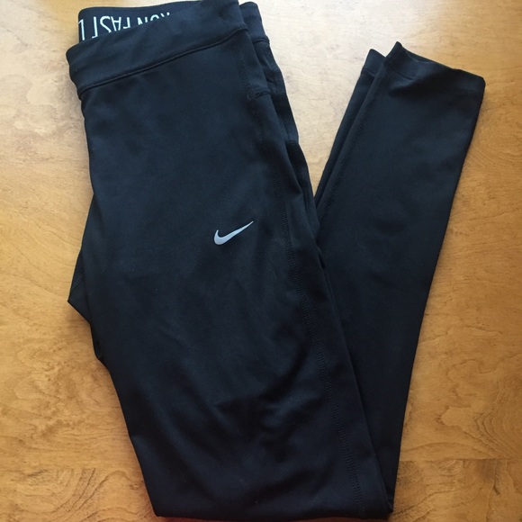 Nike Pants - Women’s Nike Dry-Fit Black Leggings